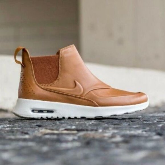 Women's Nike Air Max Thea Mid Sneaker boot - Picture 2 of 6